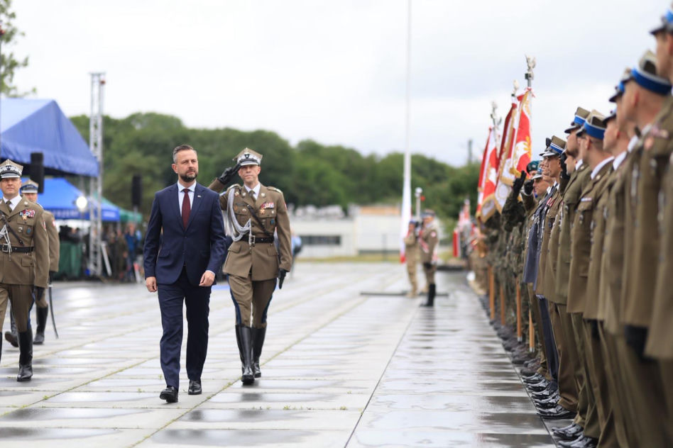 Zmiana na czele polskich cyberwojsk. Gen. Chmielewski nowym dowódcą, a gen. Molenda rusza do NATO