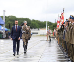 Zmiana na czele polskich cyberwojsk. Gen. Chmielewski nowym dowódcą, a gen. Molenda rusza do NATO