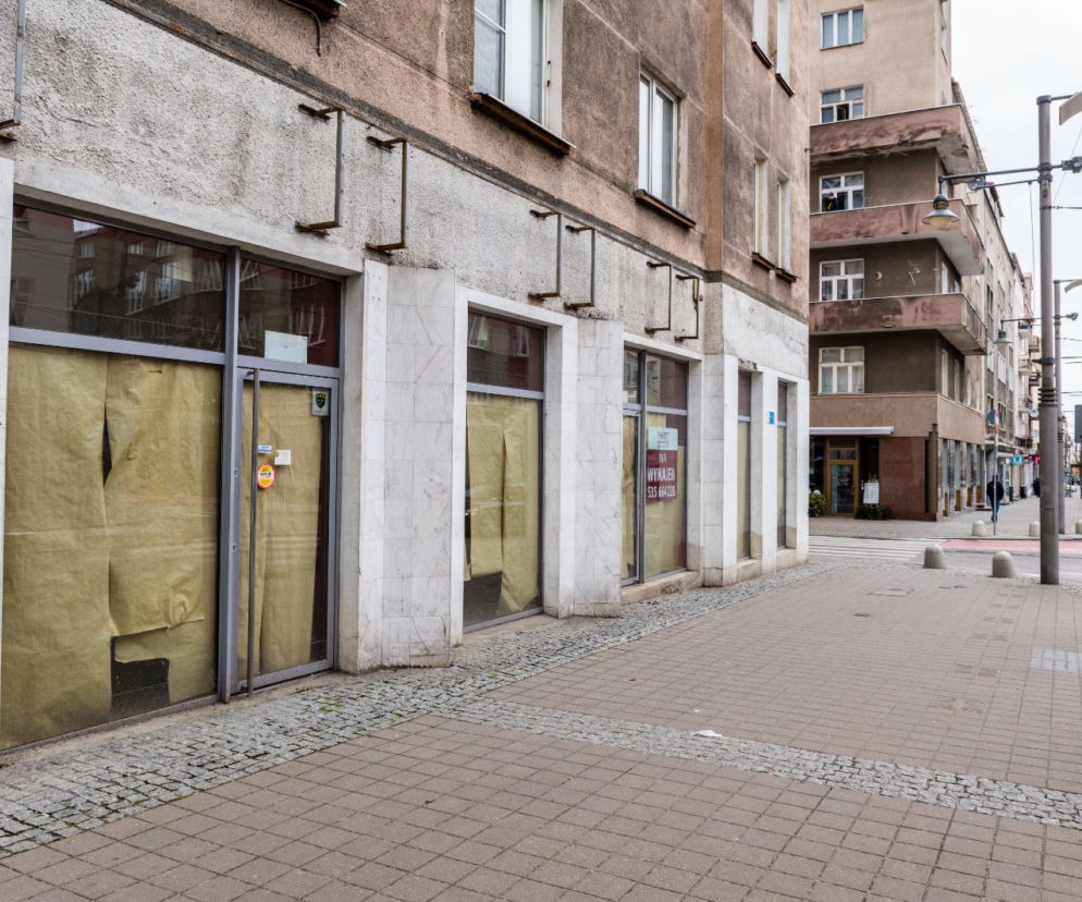 Koronawirus w Trójmieście. Przedsiębiorcy likwidują sklepy by uratować pracowników [ZDJĘCIA]