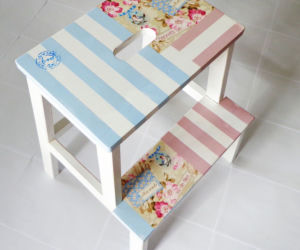 Taboret ze schodkiem IKEA w wersji decoupage