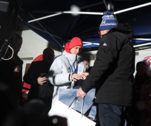 Kacper Tomasiak powitany po IO w rodzinnych stronach