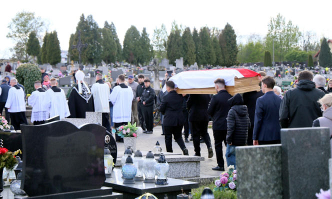 Poseł Łukasz Litewka spoczął w honorowym miejscu