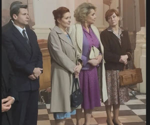 Stulecie Winnych 4 na planie. Mania (Magdalena Walach), Ania (Urszula Grabowska), Klimkiewiczowa (Małgorzata Ostrowska-Królikowska), Jasiek (Patryk Szwichtenberg)