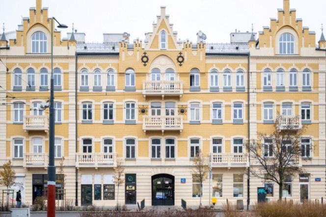 Zabytkowa kamienica przy ul. Targowej 62