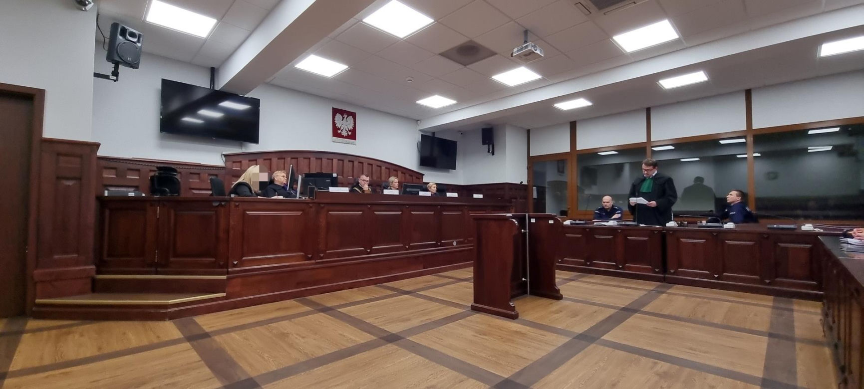 Artur M. jest oskarżony o zamordowanie Mariana. Zdjęcia z rozprawy przed słupskim sądem