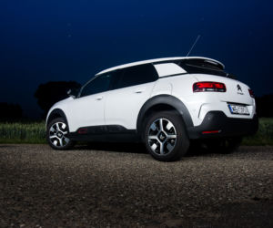 Citroen C4 Cactus 1.2 PureTech 130 KM Shine 