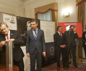 Gliński zapewnił wieczność Super Expressowi