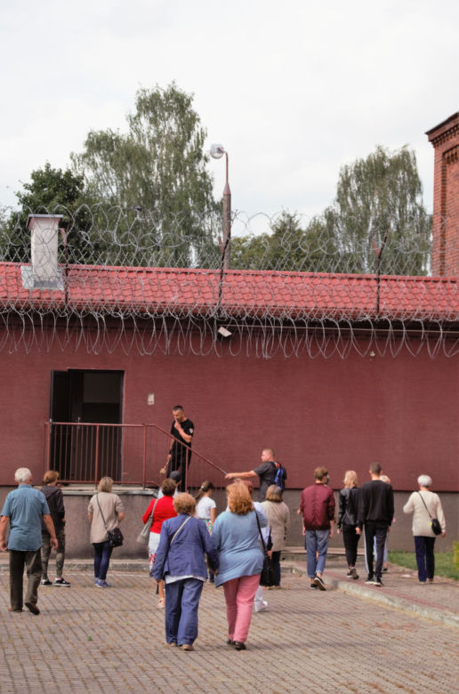 "Mały Zgon" kręcony na Warmii i Mazurach. Zobacz, jak wygląda dawny Areszt Śledczy w Bartoszycach
