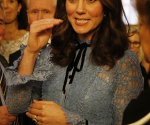Księżna Kate w TRZECIEJ ciąży! Jej ostatnie zdjęcia to... [GALERIA]
