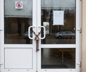 Zamykane porodówki zagrażają matkom i dzieciom? Poseł pyta ministerstwo o bezpieczeństwo pacjentek