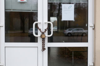 Zamykane porodówki zagrażają matkom i dzieciom? Poseł pyta ministerstwo o bezpieczeństwo pacjentek