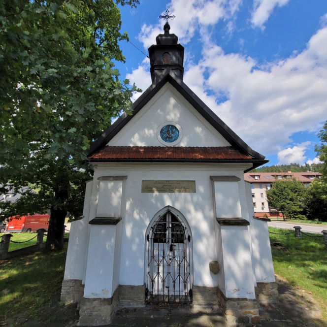 To jedno z najpiękniejszych miast w Małopolsce. Kiedyś było wsią, która należała do króla