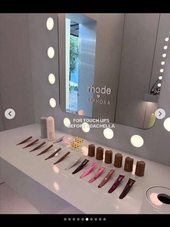 Sara Boruc z córką na Coachelli. Trudno rozróżnić, która jest starsza!