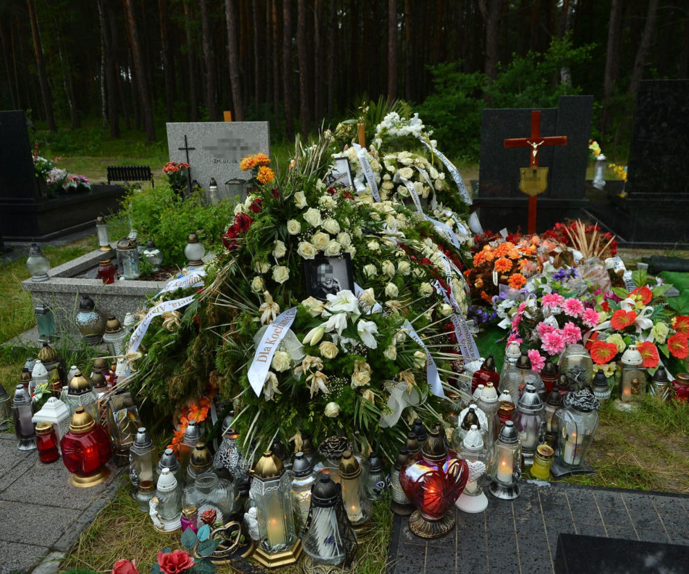 Grób zmarłej motocyklistki Karoliny z Zielonki