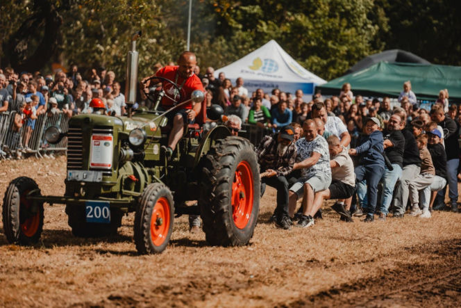 Międzynarodowy Festiwal Starych Ciągników i Maszyn Rolniczych