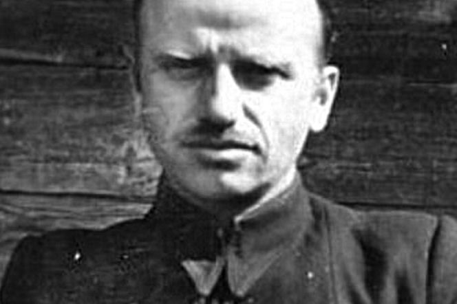 ZYGMUNT SZENDZIELARZ