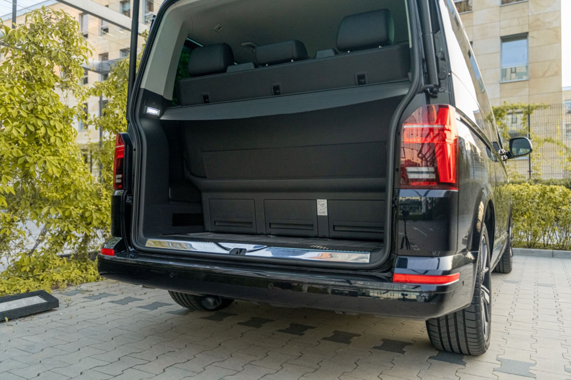 Volkswagen Multivan T6.1 Highline 2.0 TDI 204 KM DSG7 4MOTION