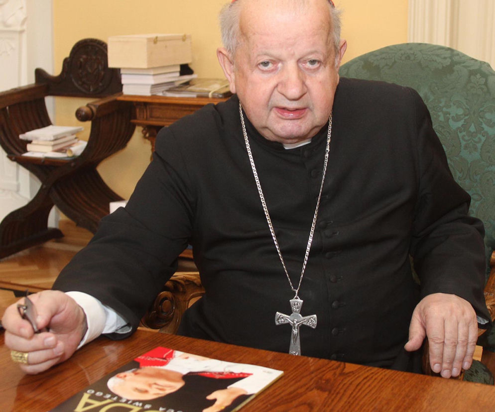 Czy Dziwisz mógł oszukać papieża?