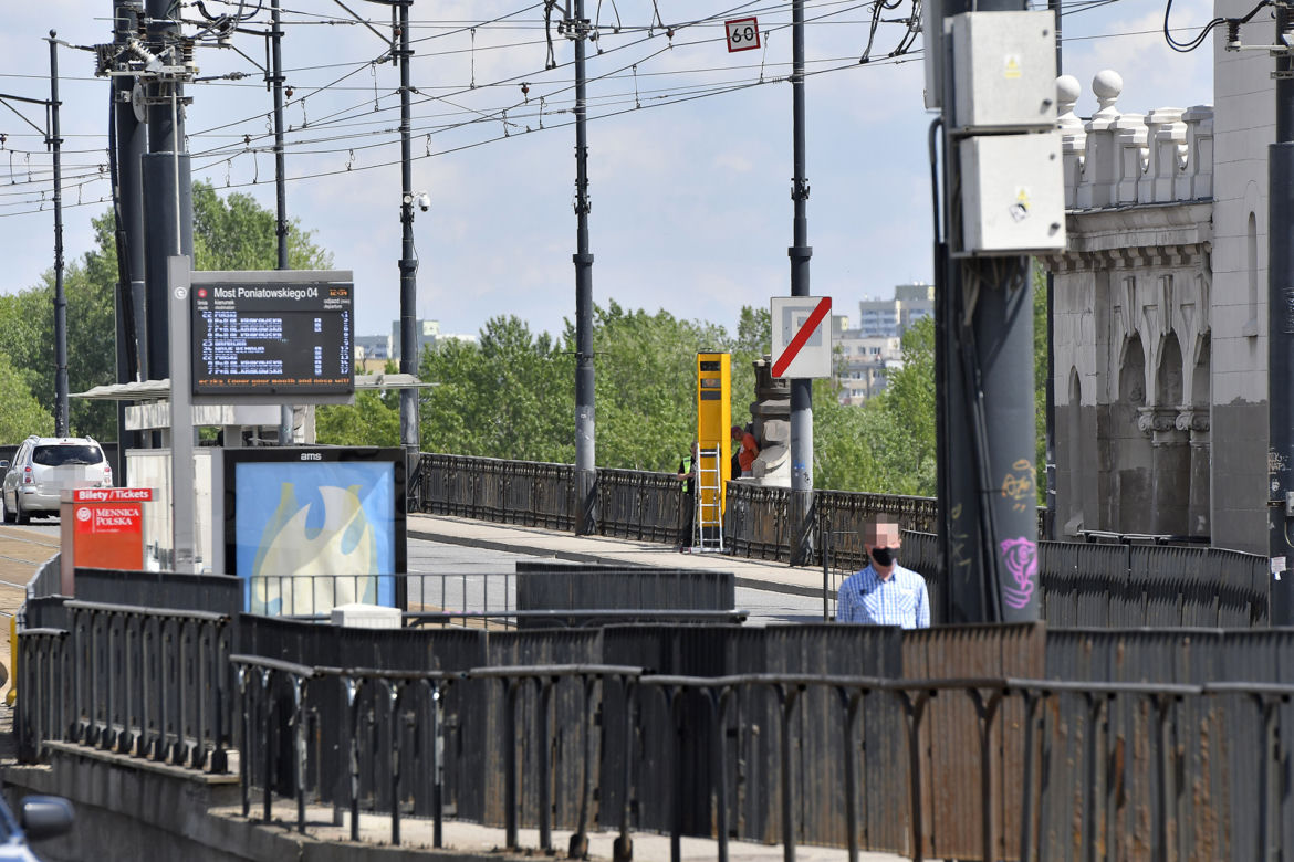 Awantura o fotoradary na moście Poniatowskiego