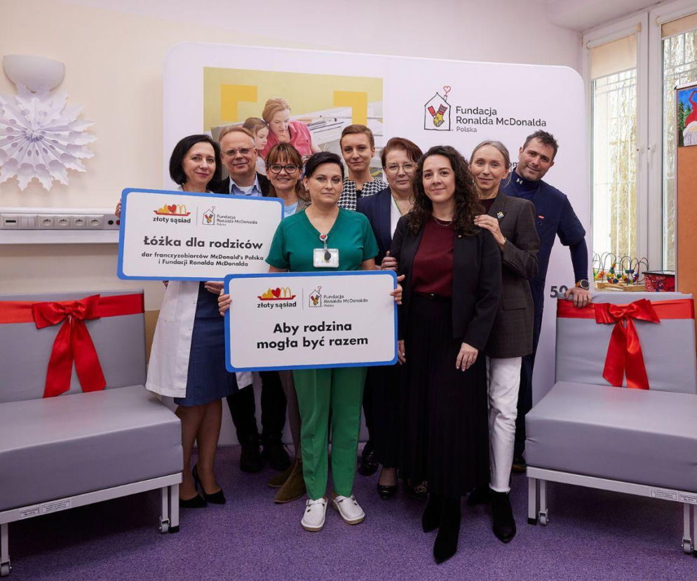 Szpital Dziecięcy im. prof. dr. med. Jana Bogdanowicza w Warszawie z nowymi łóżkami dla rodziców. To dar od McDonald’s Polska