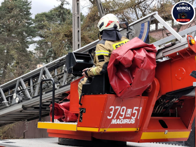 Interwencje Strażaków przy likwidacji szkód spowodowanych przez gwałtowny wiatr i burze