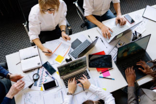 Te zawody zdominują rynek pracy do 2030 roku. Niektóre z nich mogą cię zaskoczyć