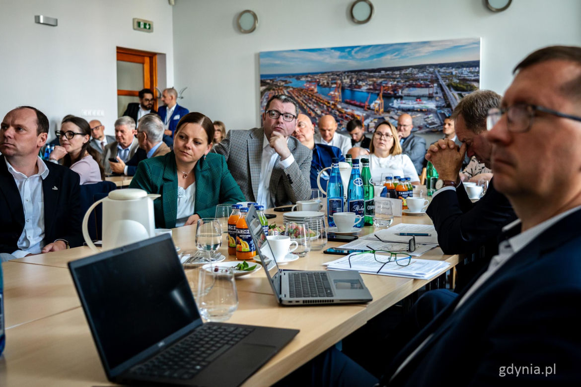 Posiedzenie sejmowej Komisji Infrastruktury w Porcie Gdynia
