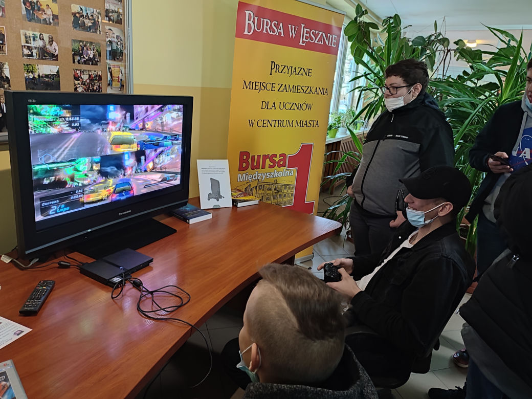 Wystawa retro komputerów w Bursie Międzyszkolnej w Lesznie