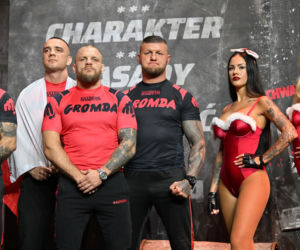 Seksowne ring girl GROMDY w skąpych strojach! Święty Mikołaj wysłał je na Mikołajki [GALERIA]