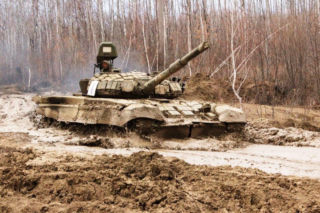 Rosja reanimuje zimnowojenny złom. Modernizacja czołgów T-72A jako desperacka próba łatania strat