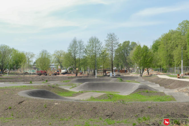 Realizacja projektu pod nazwą „Rozwój infrastruktury turystycznej i sportowej na terenie Miasta i Gminy Łosice” postępuje!