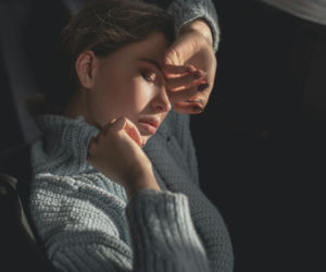 Masz dość ataków migreny? 5 sprawdzonych metod na wyciszenie układu nerwowego bez tabletek