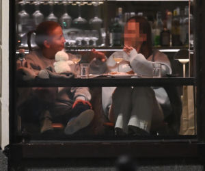 Katarzyna Zielińska pije z kaczorem