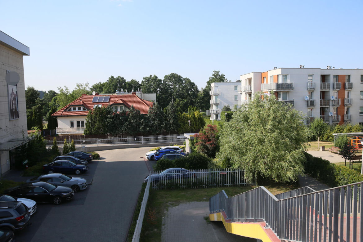 Dramat w Warszawie. Alarm w domu wyje od rana. Służby bezradnie rozkładają ręce