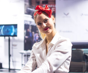 Hostessy na Warsaw Motor Show 2018