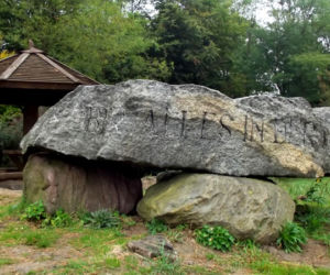 Zabytkowe głazy