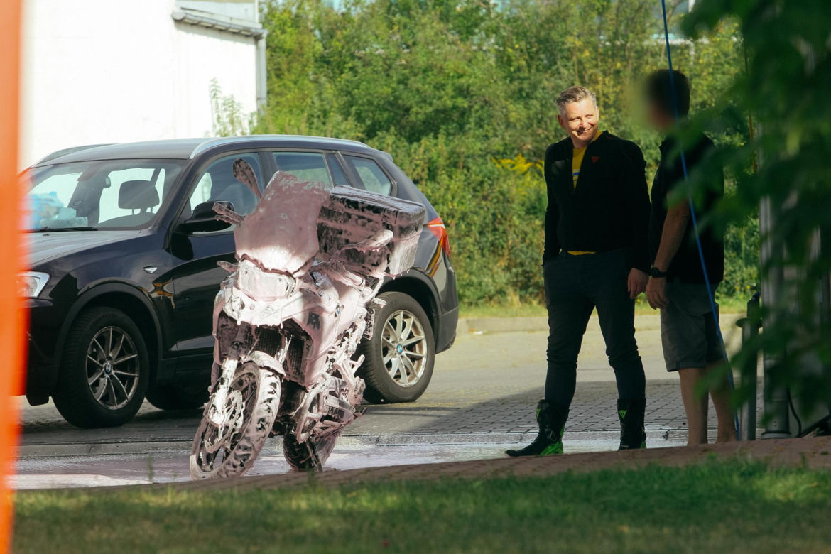Minister Jakub Stefaniak odpicował sobie maszynę