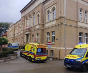 Oblał się benzyną i wtargnął do urzędu! Groził, że się podpali