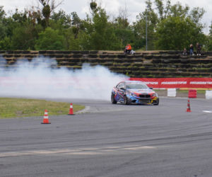 Potężne maszyny, ryk silników i dym z opon. Toruński tor płonie od emocji podczas prestiżowej imprezy
