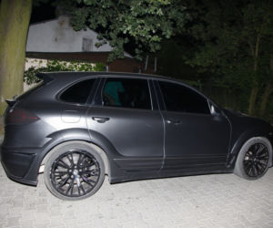 Porsche Cayenne Lumma Design - auto piłkarza Wojtka Szczęsnego