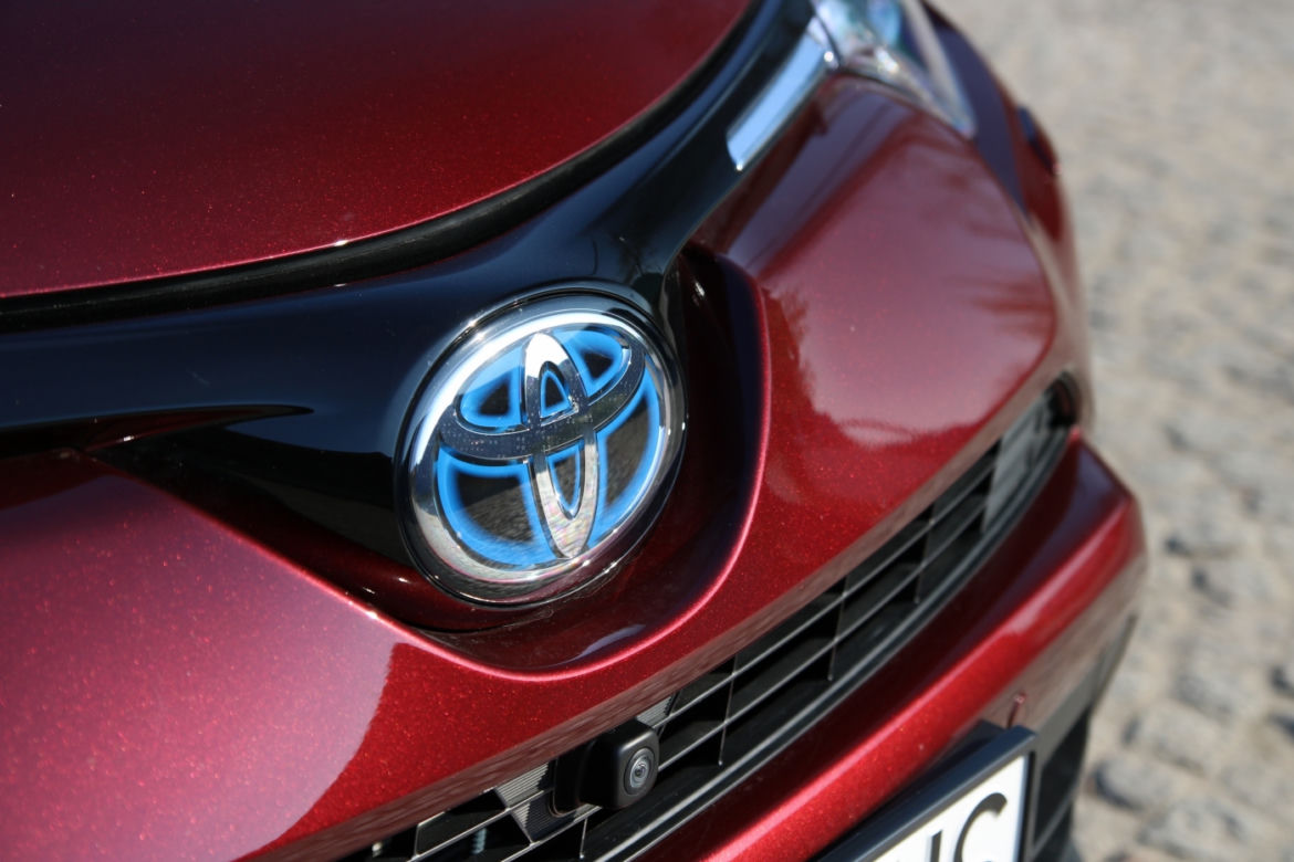 Toyota RAV4 Hybrid E-Four Prestige
