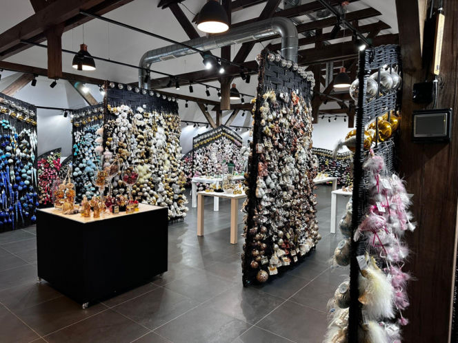 Najpiękniejsze bombki z Polski – Fabryka Bombek w Staszowie