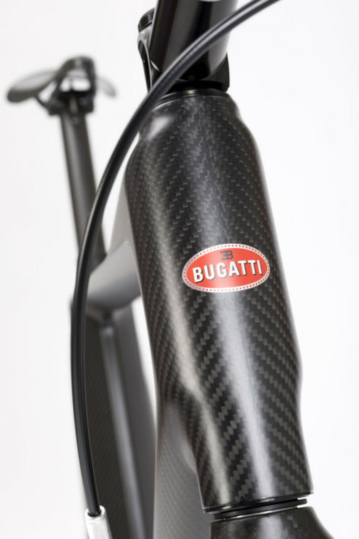 rower Bugatti