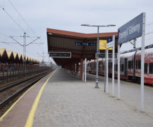 Pustki na dworcu  w Przemyślu [GALERIA]