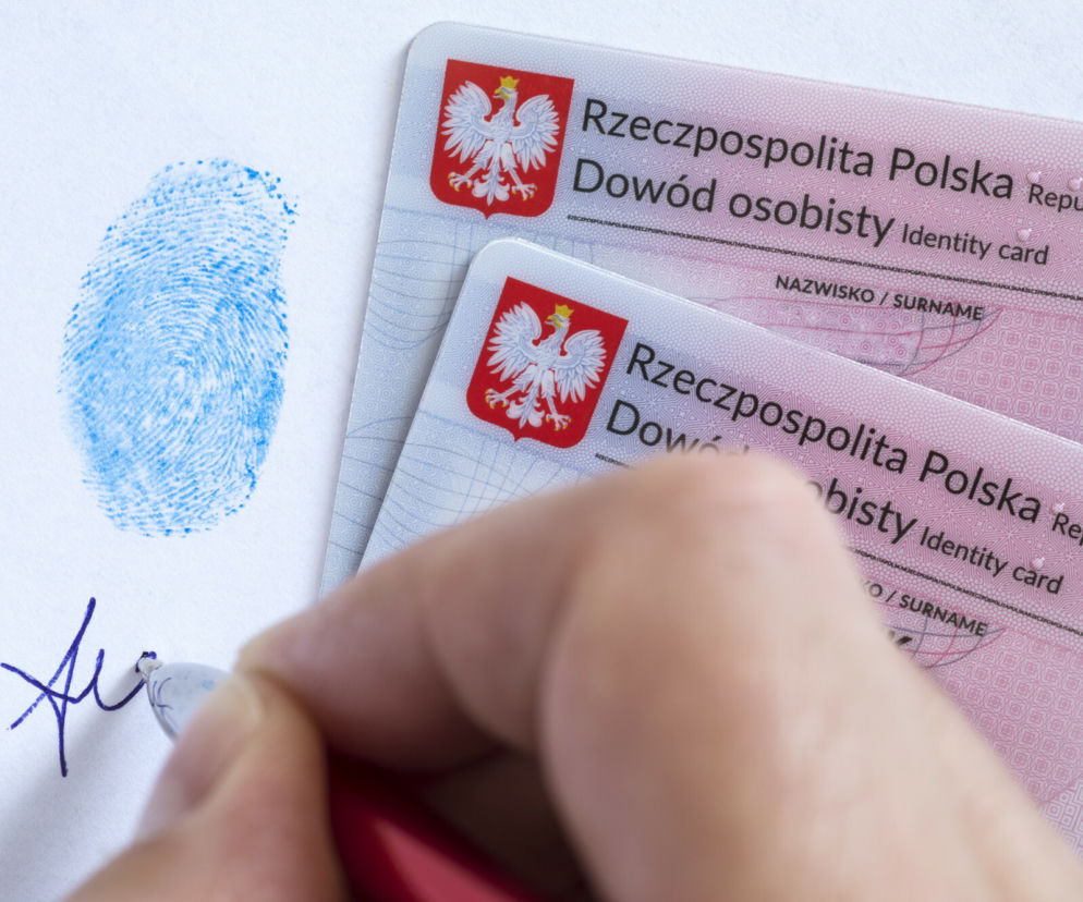 Nowe dowody osobiste listopad 2021 - ZMIANY. Jak wygląda i kto musi wymienić?