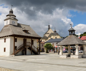 To jedno z najpiękniejszych śląskich miasteczek. Kiedyś było wsią, a przez wieki leżało w Małopolsce