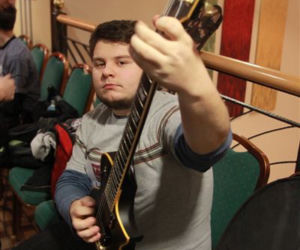 Must be the Music 3