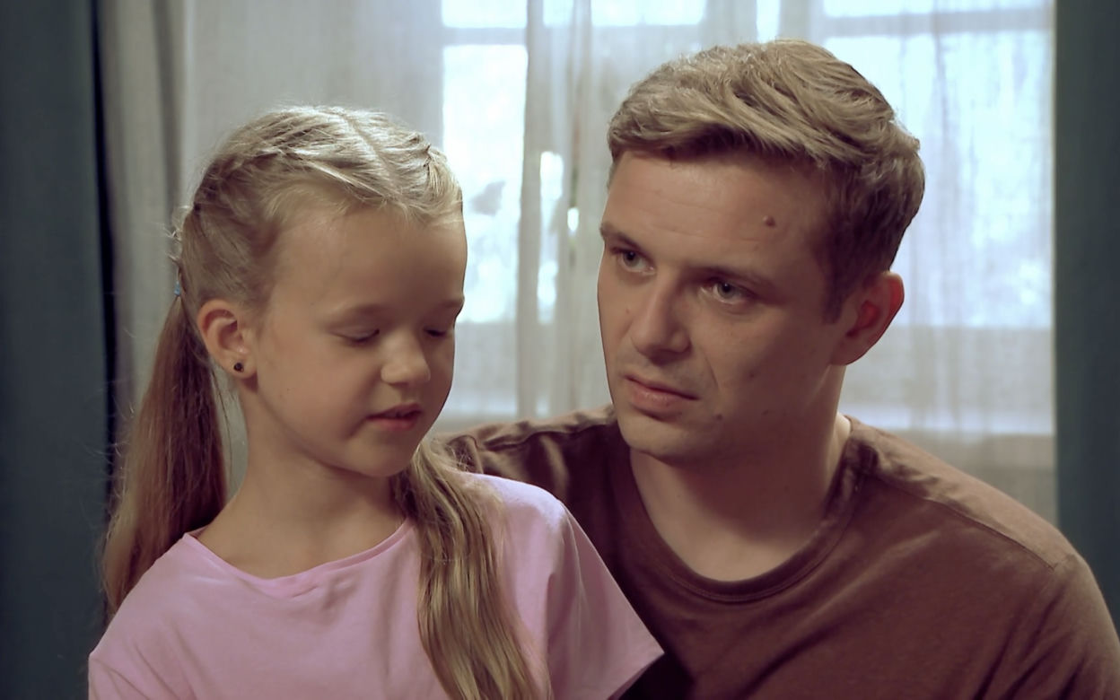 Barwy szczęścia odc. 2744. Hubert (Marek Molak), Marysia (Nina Szumowska)