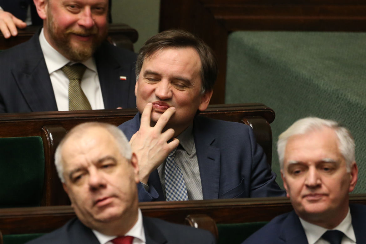 Niech pakują biurka. To już koniec koalicji.