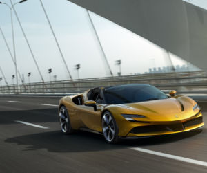 Ferrari SF90 Spider (2021)